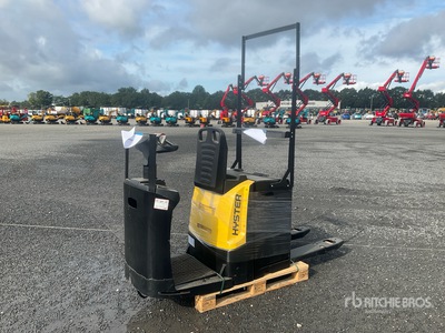 2023 Hyster L02.0P Electric Order Picker