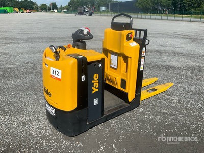 2024 Yale MO10L Electric Warehouse Low Level Chariot à poste de conduite élevable (Unused)