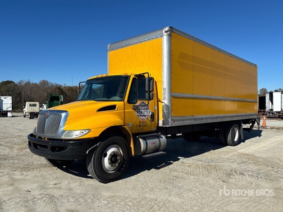 2019 International Durastar 4300 4x2 Van Truck