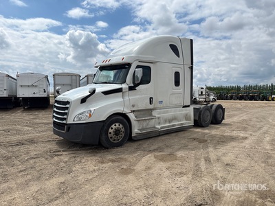 2023 Freightliner Cascadia 6x4 T/A Sleeper Truck Tractor