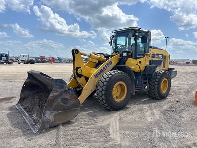 2023 Komatsu WA320-8 Chargeuse sur pneus