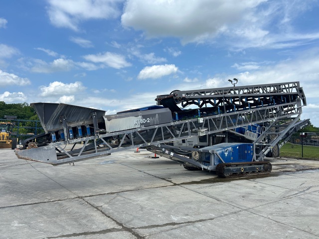 Kleemann KT80-2 36 in x 80 ft Tracked Radial Stacking Conveyor