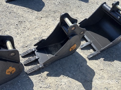 Trojan 35CL 12 in Digging Excavator Bucket - Fits 40mm Cat 303, 303.5, 304 Case, New Holland, Kobelco SK35 Deere/Hitachi 35D/G