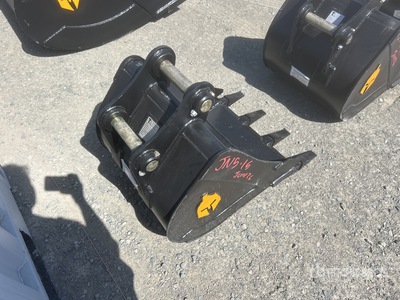 Trojan 50CL 24 in Digging Godet d'excavatrice - Fits 45mm Cat 305, 305.5 Komatsu PC45/50/55 Hyundai R55, Hitachi/Deere 50D/G Case, New Holland, Kobelco SK50 Bobcat E50/341/337