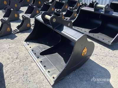 Trojan 200CL 72 in Cleanup Excavator Bucket - Fits 80mm Cat 320/321/323, Hyundai R210 Komatsu PC200/220, Deere 160/200/225 Kobelco SK210, Case 210/225, Doosan DX225