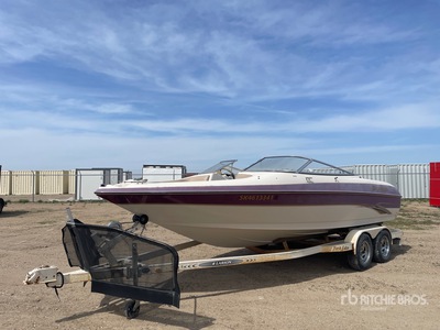 2000 Larson 21 ft Bowrider Boat