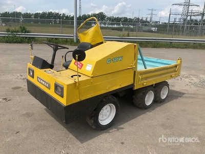 2013 Yanmar C12W 6x4 Tombereau