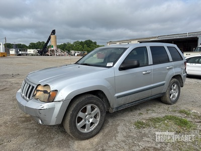 2008 Jeep Grand Cherokee Laredo 4x4 SUV