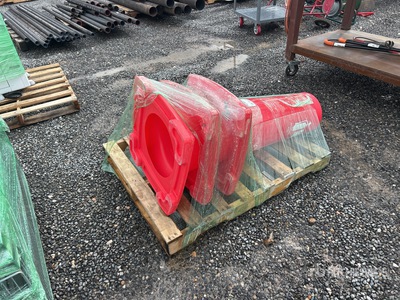Quantity of (3) Fire Extinguisher Holders Varios. Industrial