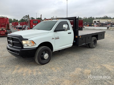 2013 Ram 3500 4x4 Flatbed Truck