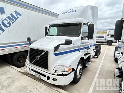 2016 Volvo VNM S/A Day Cab Truck Tractor (Inoperable)