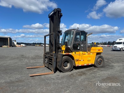 2021 Hyundai 110D-9 25000 lb Pneumatic Tire Chariot Élévateur