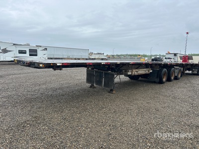 2015 Cross Country 32 ft Super B-Train Lead Flatbed Trailer