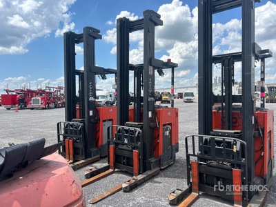 2016 Toyota 9BDRU15 3000 lb Schubmaststapler