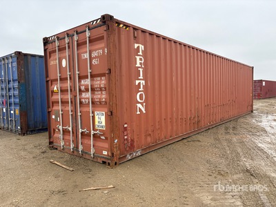 2010 40 ft High Cube Storage Container
