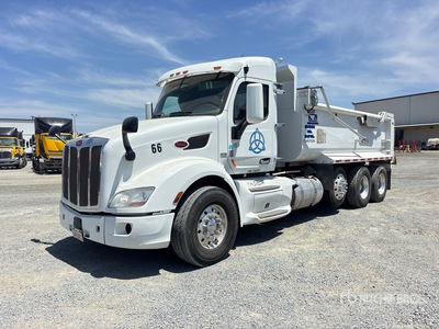 2018 Peterbilt 579 8x4 شاحنة قلابة /ثلاثة محاور