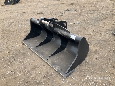 1760 mm Cleanup Excavator Bucket (Unused)