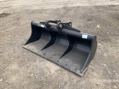 1760 mm Cleanup Excavator Bucket (Unused)