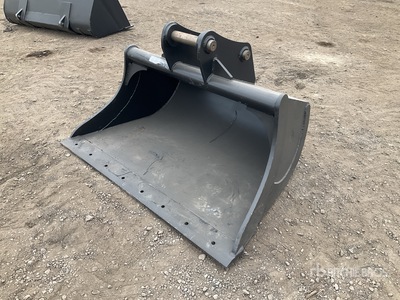 1760 mm Cleanup Excavator Bucket (Unused)