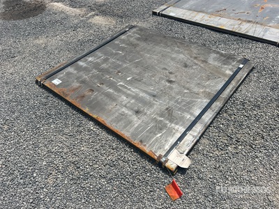 Quantity of (2) Kit Containers Steel 5 ft 6 in x 6 ft 1 in (0.75 in Thick) Road Steel Plates (Unused)