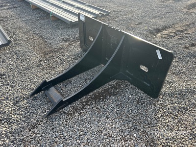 Kit Containers QT-RD Skid Steer Rock Digger Skid Steer Stump Bucket (Unused)