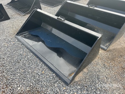 Kit Containers QT-DB-S72 72 in Pala para Minicargadora (Unused)
