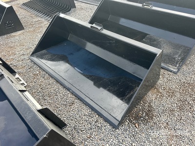 Kit Containers QT-DB-S72 72 in Pala para Minicargadora (Unused)