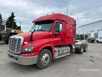2011 Freightliner Cascadia 125 6x4 Cabeza Tractora Cabina Dormitorio