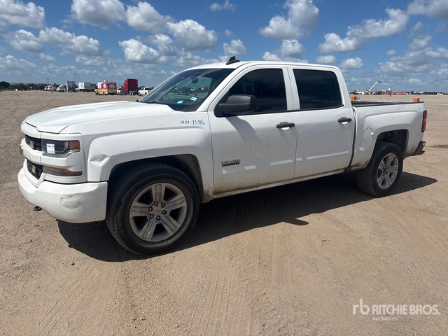 2018 Chevrolet Silverado 1500 4x2 Crew Cab Pickup