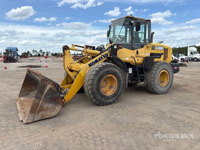 2015 Komatsu WA200-7 Wheel Loader