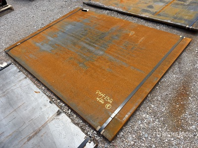 Quantity of (2) Kit Containers Steel 8 ft x 6 ft (.75 in Thick) Plaques d'acier (Unused)