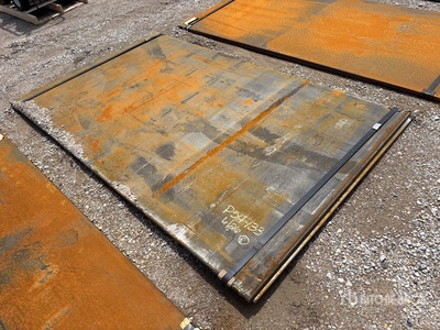 Quantity of Kit Containers Steel 8 ft 5 in x 5 ft 1 in (.75 in Thick) Plaques d'acier (Unused)