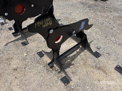 Kit Containers AR500ATCOYOTE 3/8 in Steel Coyote Shooting Target w/ Heart Flapper (Unused)