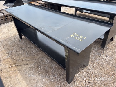 Kit Containers WB-90-243 26 in x 90 in Steel Établi de travail (Unused)