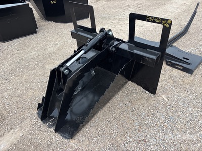 Kit Containers QT-SG 20 in Spade Skid Steer Grapple (Unused)