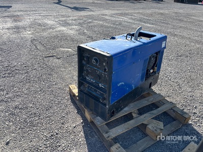 1995 Miller Bobcat 225 225 A Skid-Mounted Multi-Process Engine Driven Welder