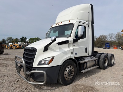 2022 Freightliner Cascadia 116 6x4 T/A Day Cab Truck Tractor