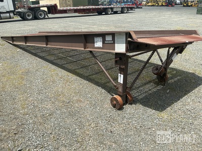 YR-16-8430 Mobile Dock Ramp