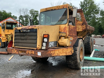 1995 Cat D300D Articulated Dump Truck