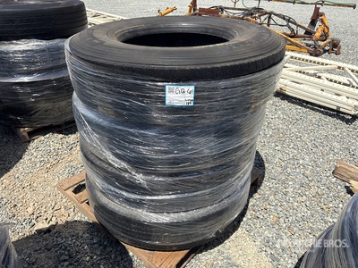 Quantity of (4) 11R22.5 を見 Tires
