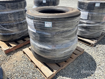 Quantity of (4) 11R22.5 を見 Tires