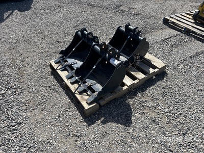 Quantity of (3) 17 in Digging Excavator Bucket - Fits Mini Excavator