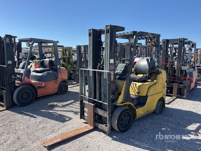 2007 Mitsubishi FGC25N-LPS 5000 lb Cushion Tire Chariot Élévateur