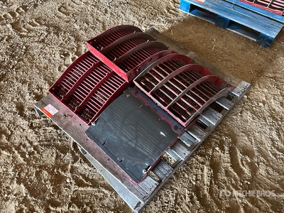 Quantity of (4) Combine Concave