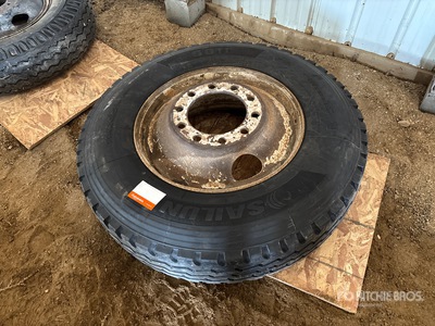 11R24.5 Tires