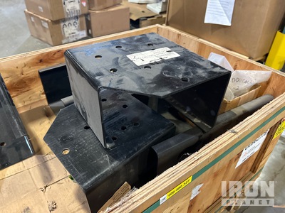 Quantity of Omaha Standard Palfinger Vise Mount Plate (Unused)