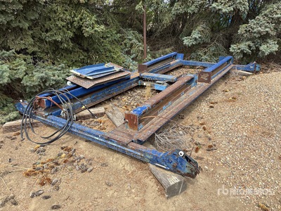 4 Post Vehicle Hoist Divers - Outils à main