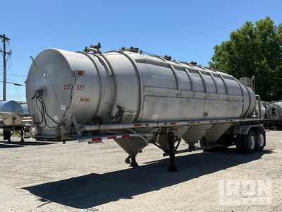 1980 Butler Pneumatic Bulk Trailer