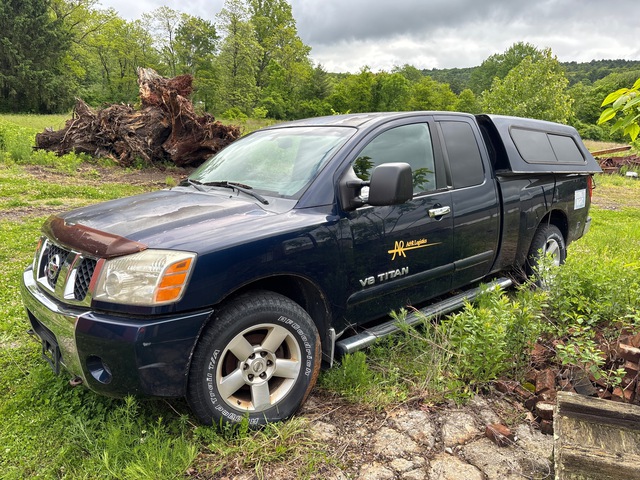 2006 Nissan Titan SE 4x4 Extended Cab Pickup (Inoperable) 2006 Nissan Titan SE 4x4 Extended Cab Pickup (Inoperable)