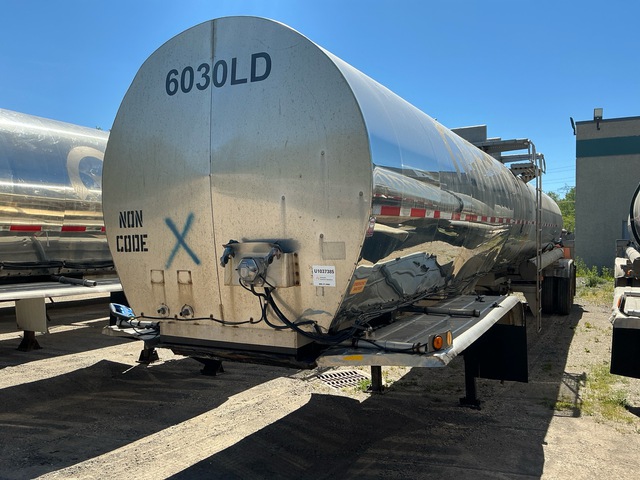 1989 Brenner 7000 gal T/A Tanker Trailer